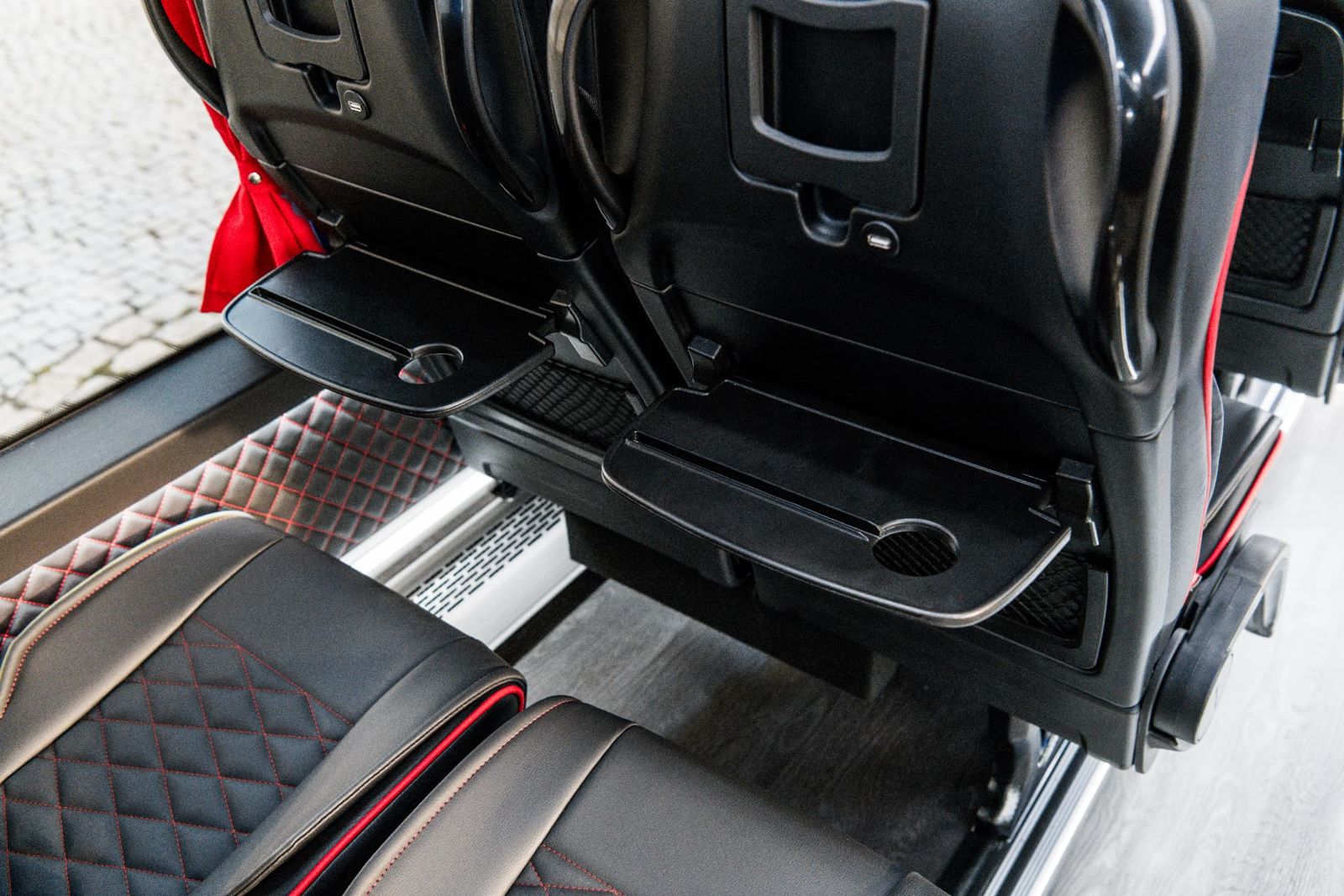Mercedes-Benz Sprinter minibus s řidičem v Praze — 3