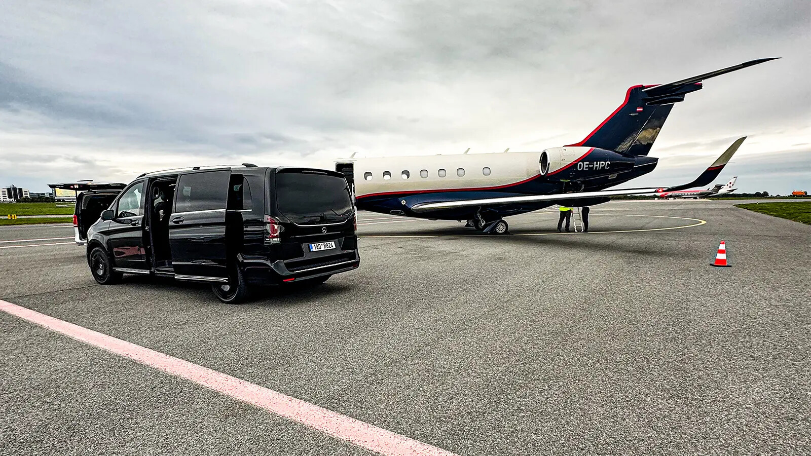 Mercedes-Benz vehicle for a Prague airport transfer