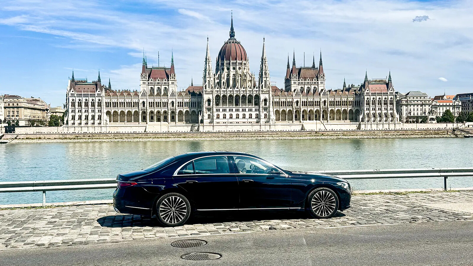 Mercedes-Benz on an international transfer from Prague